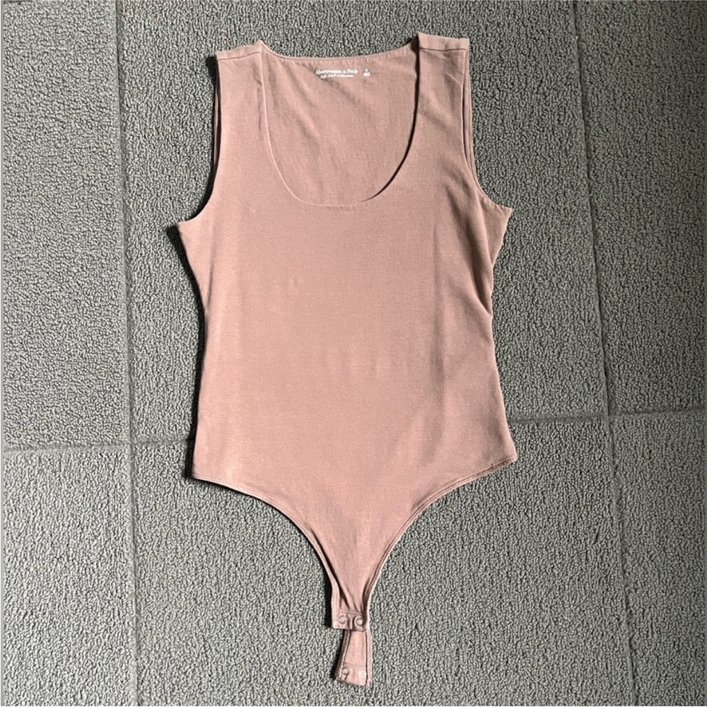 A&F square neck bodysuit